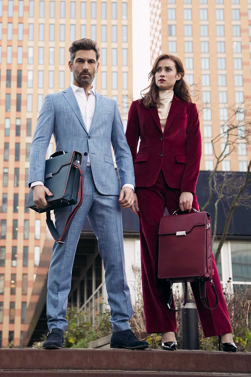 Eefje-Sandmann-Evan-Red-shoot Freelance designer Eefje Sandmann Laptop bag design for Evan Red